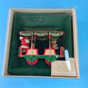 Hallmark Keepsake Ornament Jolly Trolley 1982 4th In A Collectible Serie QX464-3